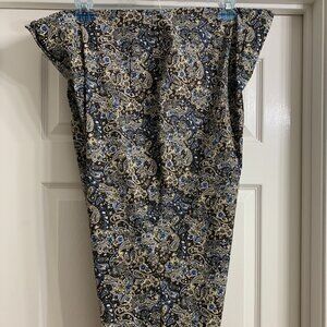 Venezia Jeans Women's Multi-Color Paisley Print Capri Pants, Size 24